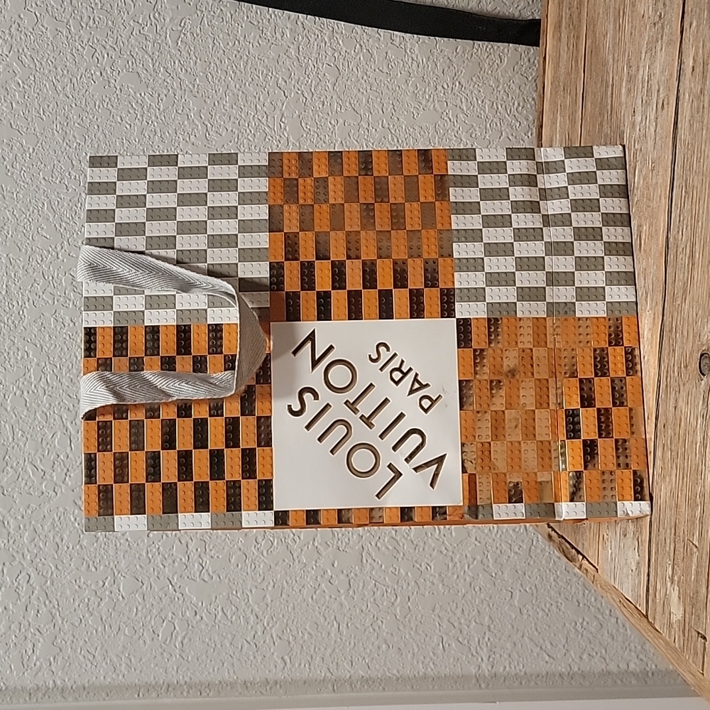 2022 Authentic Louis Vuitton Gold Lego Holiday Gift Shopping Bag 14 x 9.7 x 4.5